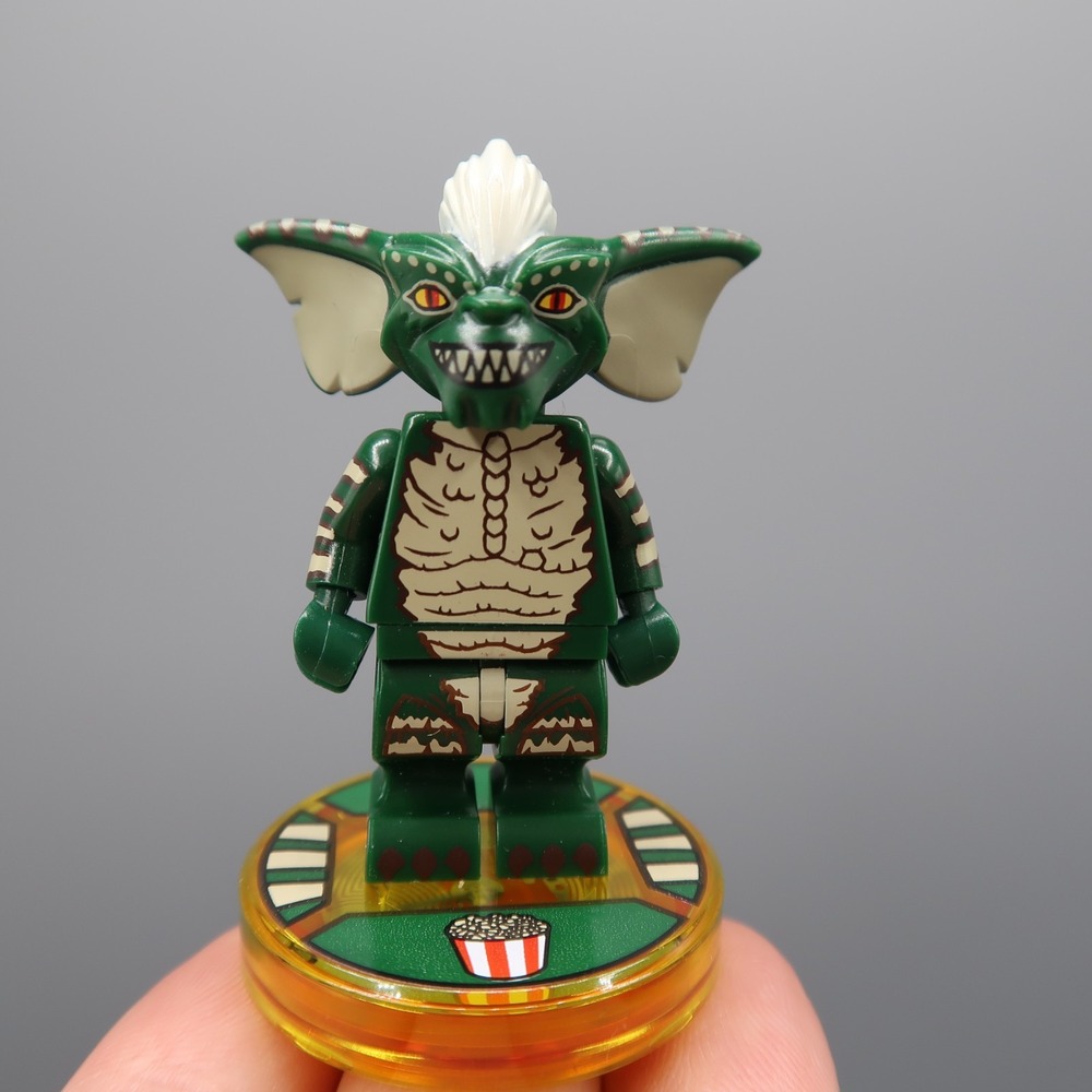 LEGO Dimensions GREMLINS Stripe minifigure with base tag